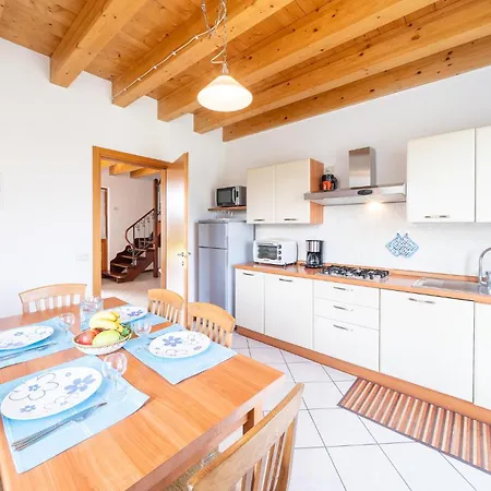 Macchia Blu 펜션 *