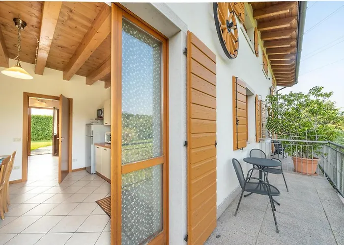 Macchia Blu Caprino Veronese