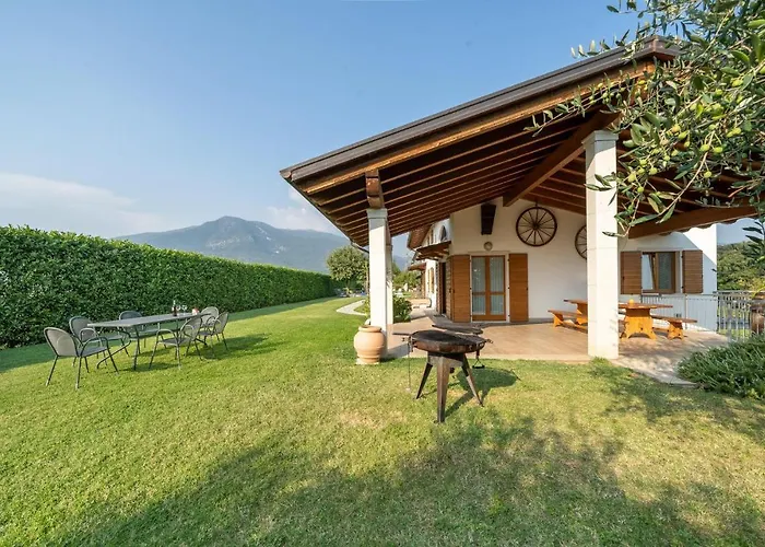 Nyaraló Macchia Blu Caprino Veronese