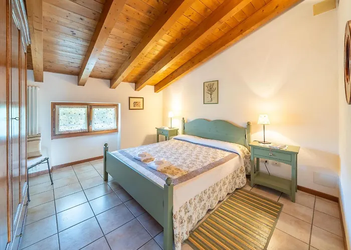 Nyaraló Macchia Blu *